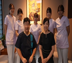 女性歯科医師が常勤しているため女性やお子様も安心して治療できます！