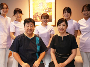 女性歯科医師が常勤しているため女性やお子様も安心して治療できます！